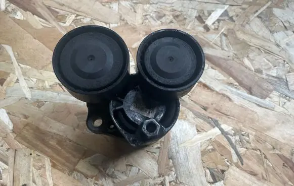 BMW 3 F30 F35 F31 Generator/alternator bracket 7810807
