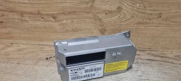 Volvo XC90 Airbag control unit/module P30737501