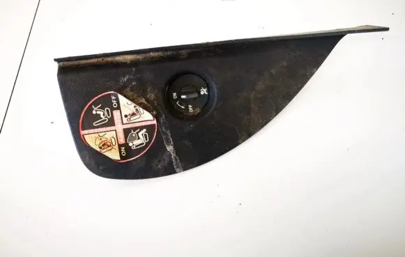 Renault Clio III Passenger airbag on/off switch 8200475909