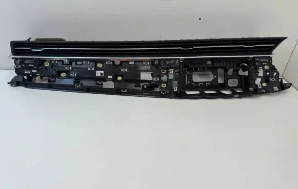 Audi Q7 4M Dashboard air vent grill cover trim 4M8820901