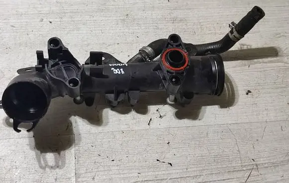Peugeot 308 Engine coolant pipe/hose Z12002105