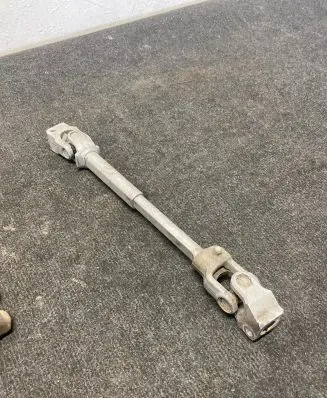 BMW 4 F32 F33 Steering column universal joint 2284713