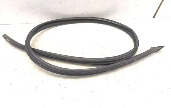 Mercedes-Benz CLK A209 C209 Sunroof sealing rubber 