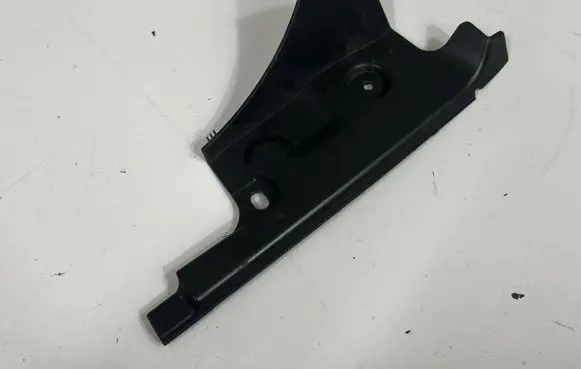 BMW X6 F16 Rear/tail light trim molding 7386659