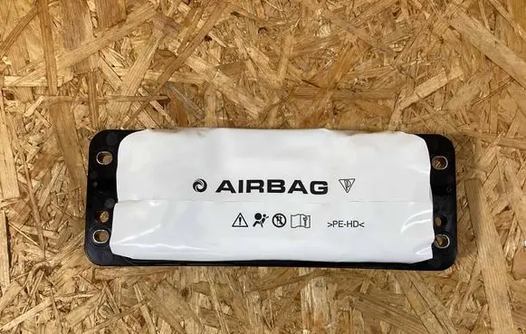 Porsche Macan (95B) Passenger airbag 95b880204c