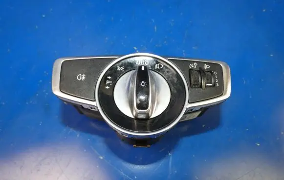 Mercedes-Benz C W205 Light switch A2059056000