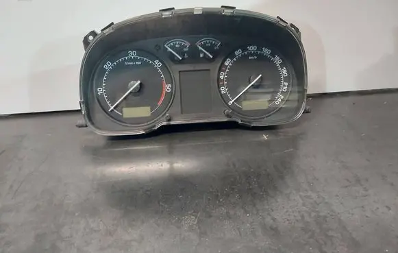 Skoda Octavia Mk1 (1U) Speedometer (instrument cluster) 1U0920811J