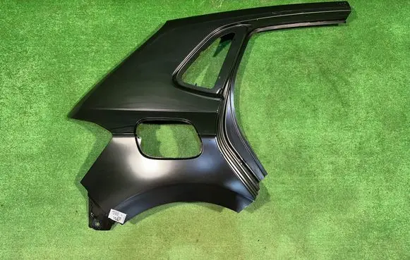 Volkswagen Polo VI Fender end trim 2G4809844B