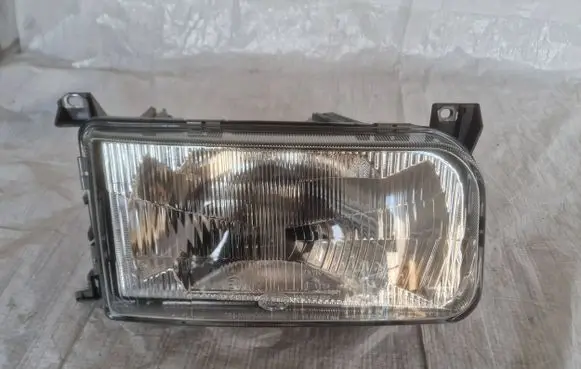Volkswagen PASSAT B3 Headlight/headlamp 357941018