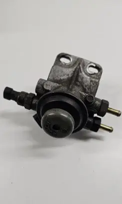 KIA Sorento Fuel filter housing 