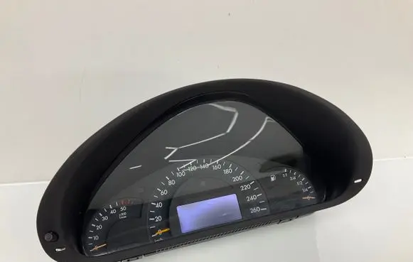 Mercedes-Benz C W203 Speedometer (instrument cluster) A2035401347 110080183 2035401347
