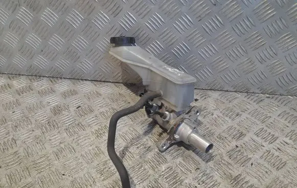 Nissan X-Trail T31 Master brake cylinder 0204223192