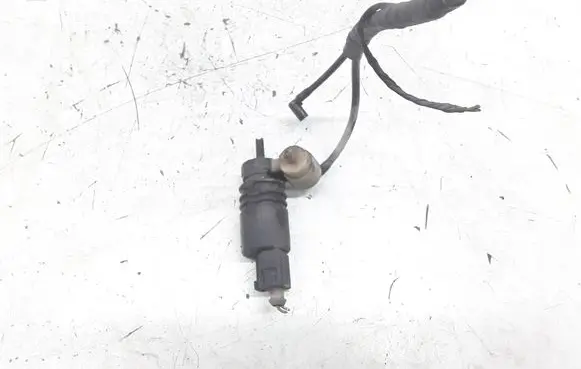 Skoda Fabia Mk1 (6Y) Windscreen/windshield washer pump
