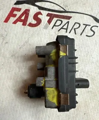 BMW 5 F10 F11 Turbine electric control actuator 4933519400 6NW01009902