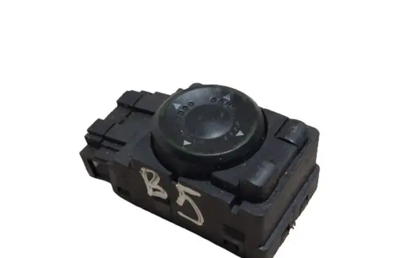 Volkswagen PASSAT B5 Wing mirror switch 3B1959565