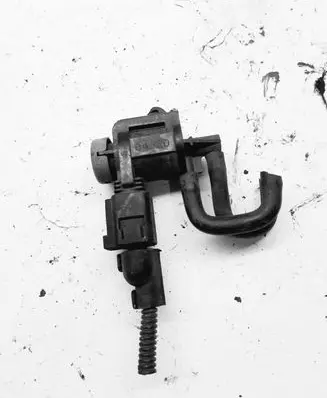 Opel Vectra B Brake central valve 1J0906283