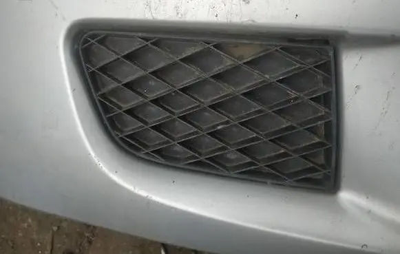 Mazda Premacy Front bumper lower grill