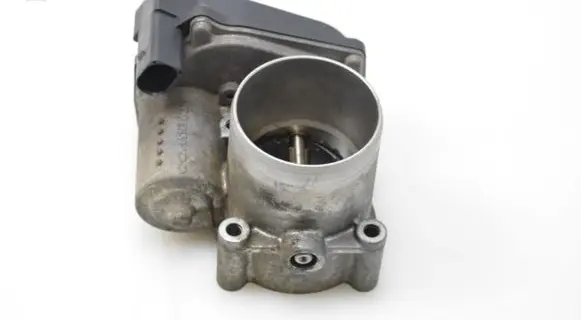 Volkswagen Golf VI Throttle valve 03C133062C