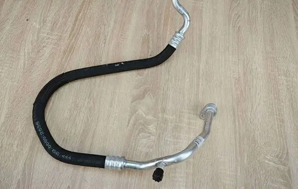 BMW 4 G22 G23 G24 G26 Engine coolant pipe/hose 6841354
