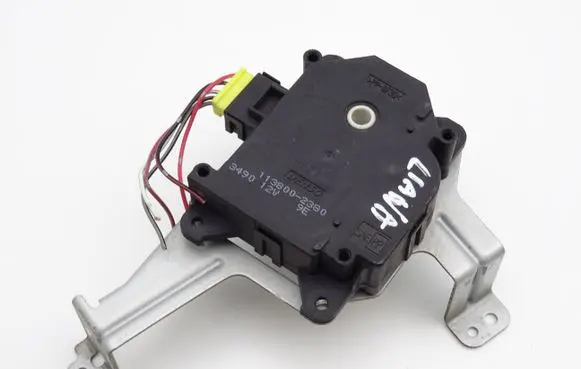 Suzuki Liana Air flap motor/actuator 1138002380