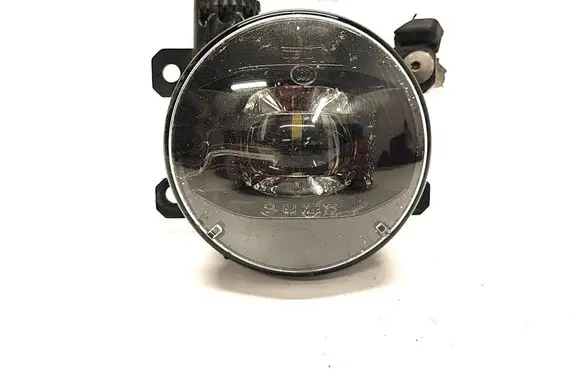 Peugeot 2008 II Front fog light 90092347