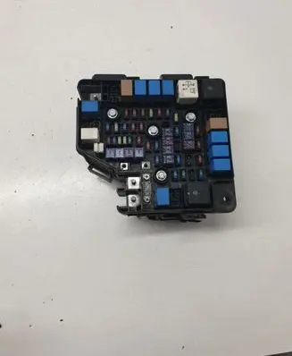 Hyundai Santa Fe Fuse box set 952253B100