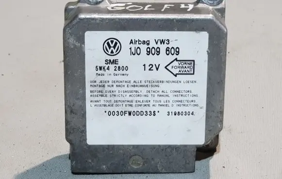 Volkswagen Golf IV Airbag control unit/module 1J0909609