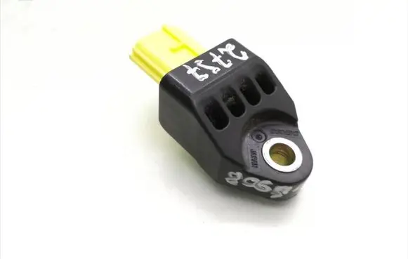 Toyota RAV 4 (XA30) Airbag deployment crash/impact sensor 89831-42010
