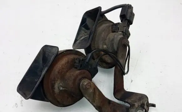 Ford Mondeo Mk III Horn signal 0055306