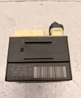 Coolant fan relay