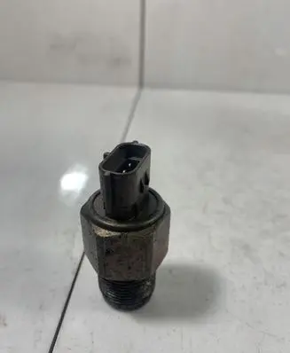 Fuel pressure sensor