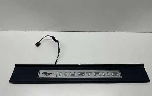 Ford Mustang VII Front sill trim cover FR3B6313222 FR3B6313222CN031 FR3J6313222AAW