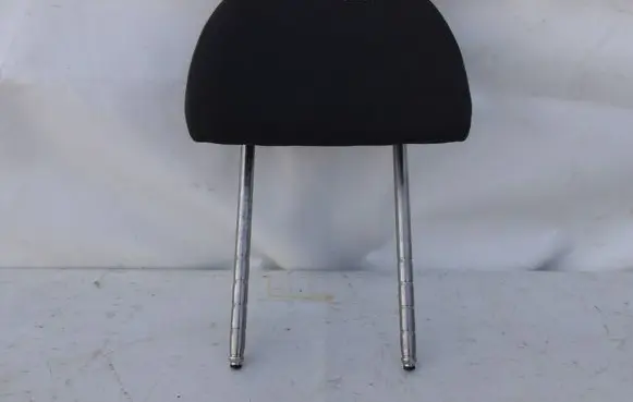 Volkswagen PASSAT B5.5 Rear seat headrest VWPB5