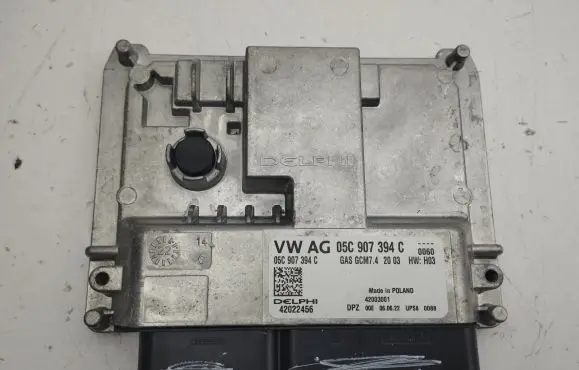 Skoda Octavia Mk4 Engine control unit/module 05C907394C 42022456