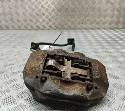 Toyota 4 Runner N180 Front brake caliper 4773035110