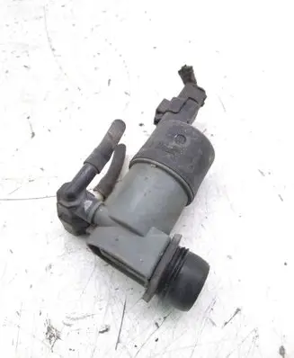 Nissan Qashqai Windscreen/windshield washer pump 9641553980