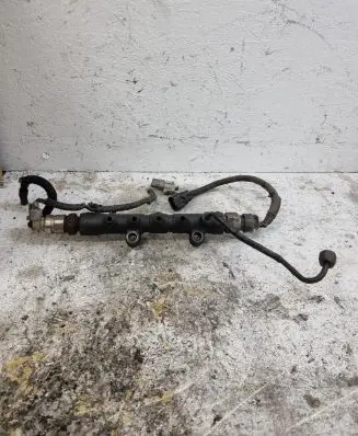 Toyota Avensis T250 Fuel main line pipe