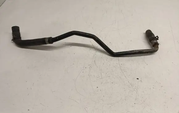 Coolant pipe/hose