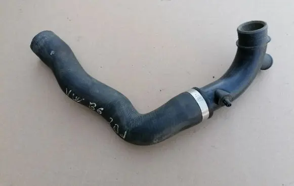 Skoda Octavia Mk2 (1Z) Engine coolant pipe/hose 3C0121087A