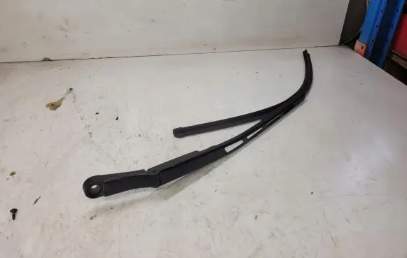 Audi A8 S8 D4 4H Front wiper blade arm 4H1955407A