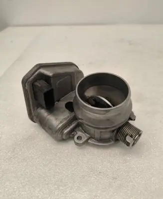 BMW 1 E81 E87 Throttle valve 7804373 B92091062
