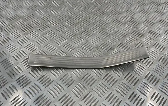 Mercedes-Benz E W212 Rear sill trim cover A2126861136