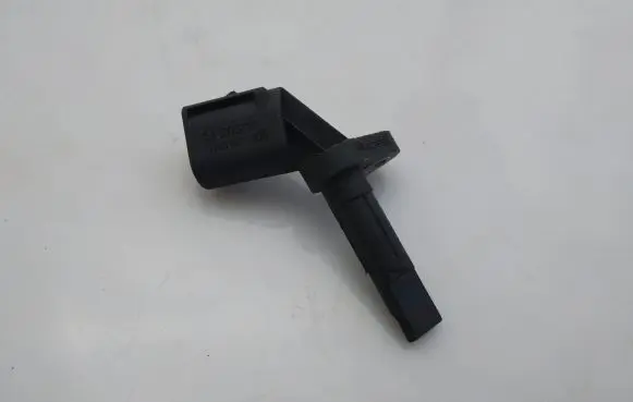 Audi A4 S4 B8 8K ABS brake wheel speed sensor 0265007928