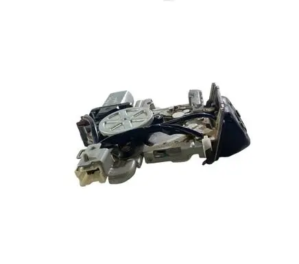Nissan Rogue Tailgate/trunk/boot lock/catch/latch JG658VA