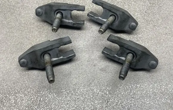 Opel Insignia B Fuel Injector clamp holder 1159330 78284