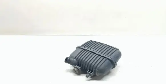 Audi Q5 SQ5 Intake resonator 8K0129955A