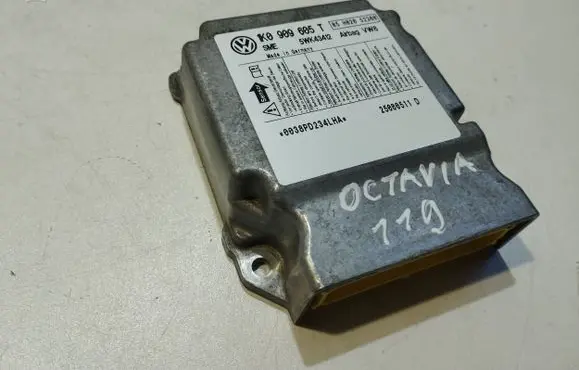 Skoda Octavia Mk2 (1Z) Airbag control unit/module 1K0909605T 5WK43412