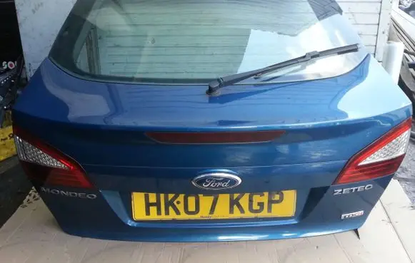 Ford Mondeo MK IV Tailgate/trunk/boot lid