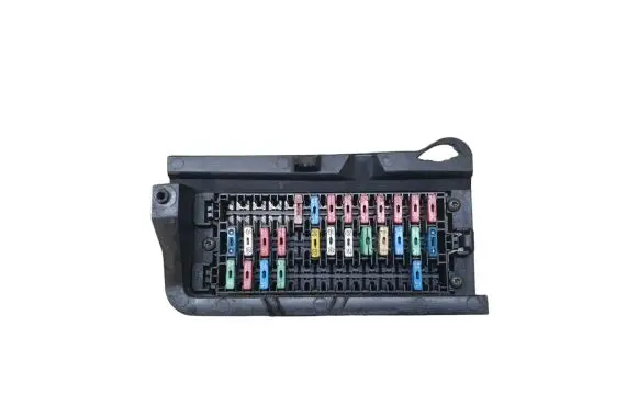 Renault Trafic II (X83) Fuse module 1810916000
