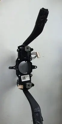Skoda Superb B6 (3T) Indicator stalk